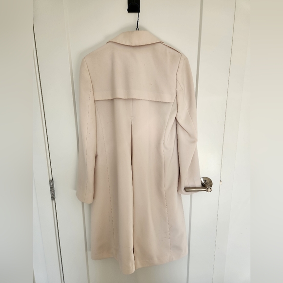 H&M US 2 Cream Trench coat - Picture 2 of 4